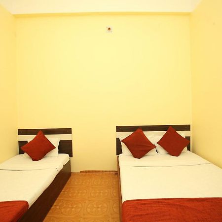 Spot On 503 Lisno Restaurant And Lodge Lumbini Екстериор снимка