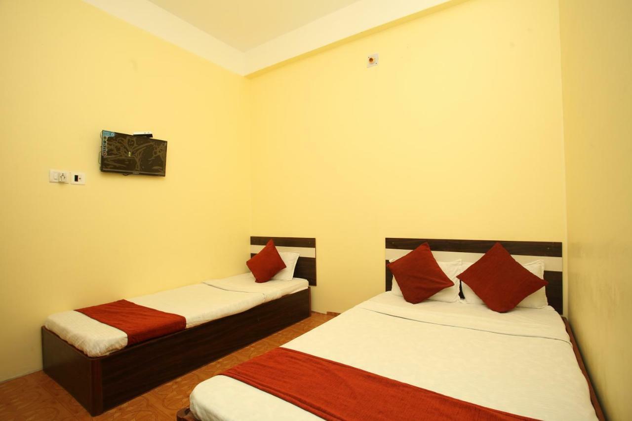 Spot On 503 Lisno Restaurant And Lodge Lumbini Екстериор снимка