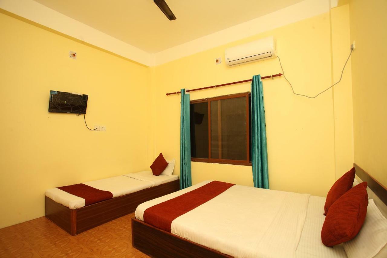 Spot On 503 Lisno Restaurant And Lodge Lumbini Екстериор снимка